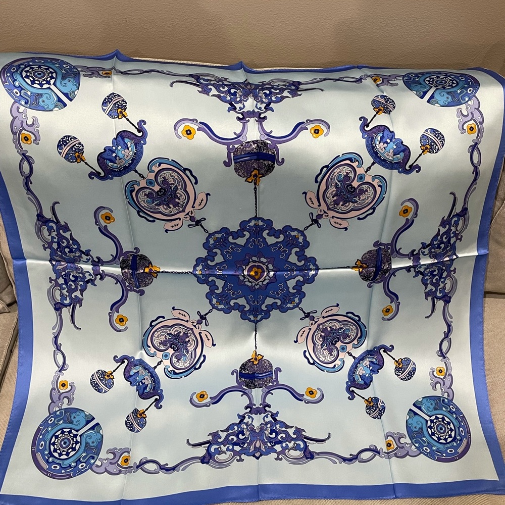 Wensli 100% Silk Scarf